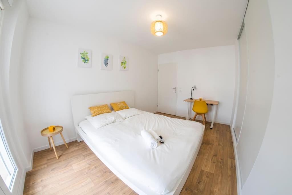 Paris & Disneyland - 2Min From Train Station - Free Private Parking فيليرز سور مارن المظهر الخارجي الصورة
