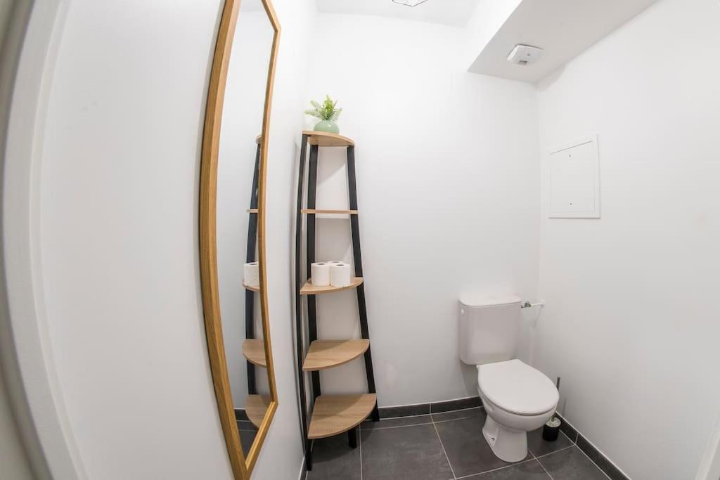 Paris & Disneyland - 2Min From Train Station - Free Private Parking فيليرز سور مارن المظهر الخارجي الصورة